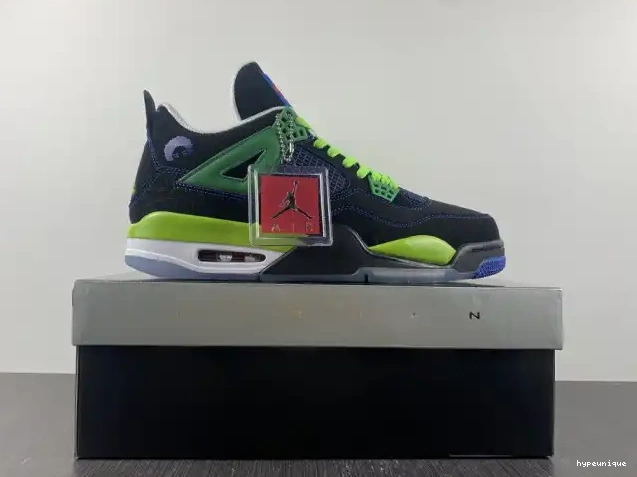 HYPE 308497-015 Doernbecher Retro 4 Air Jordan 0427